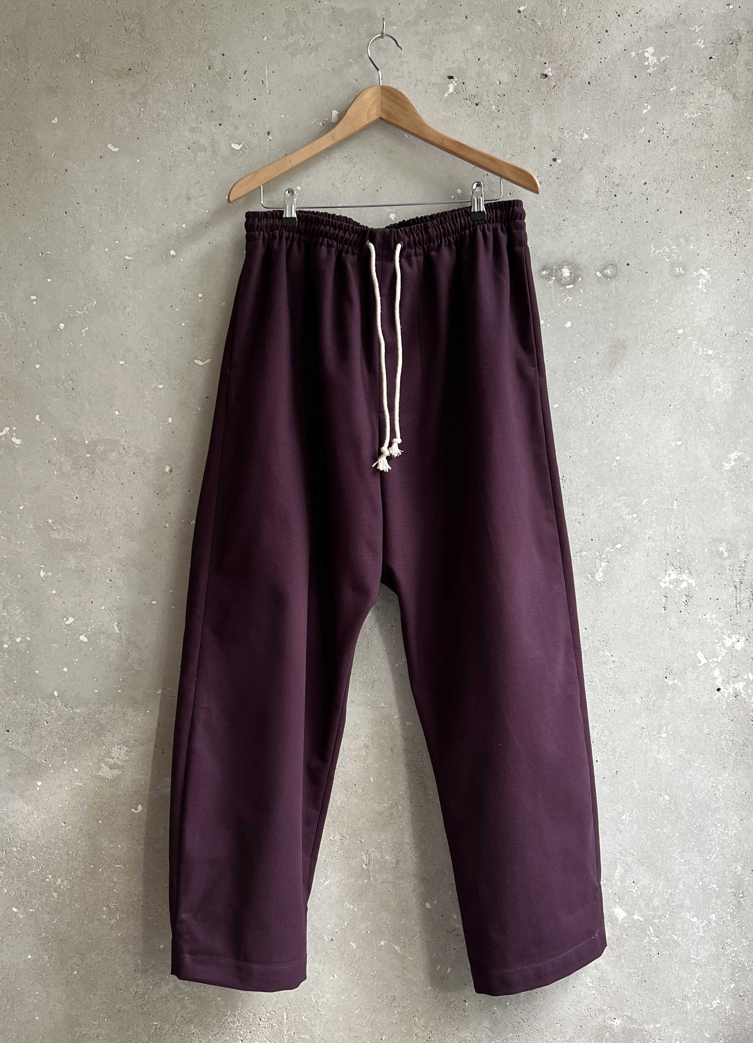 Dark hot sale purple capris