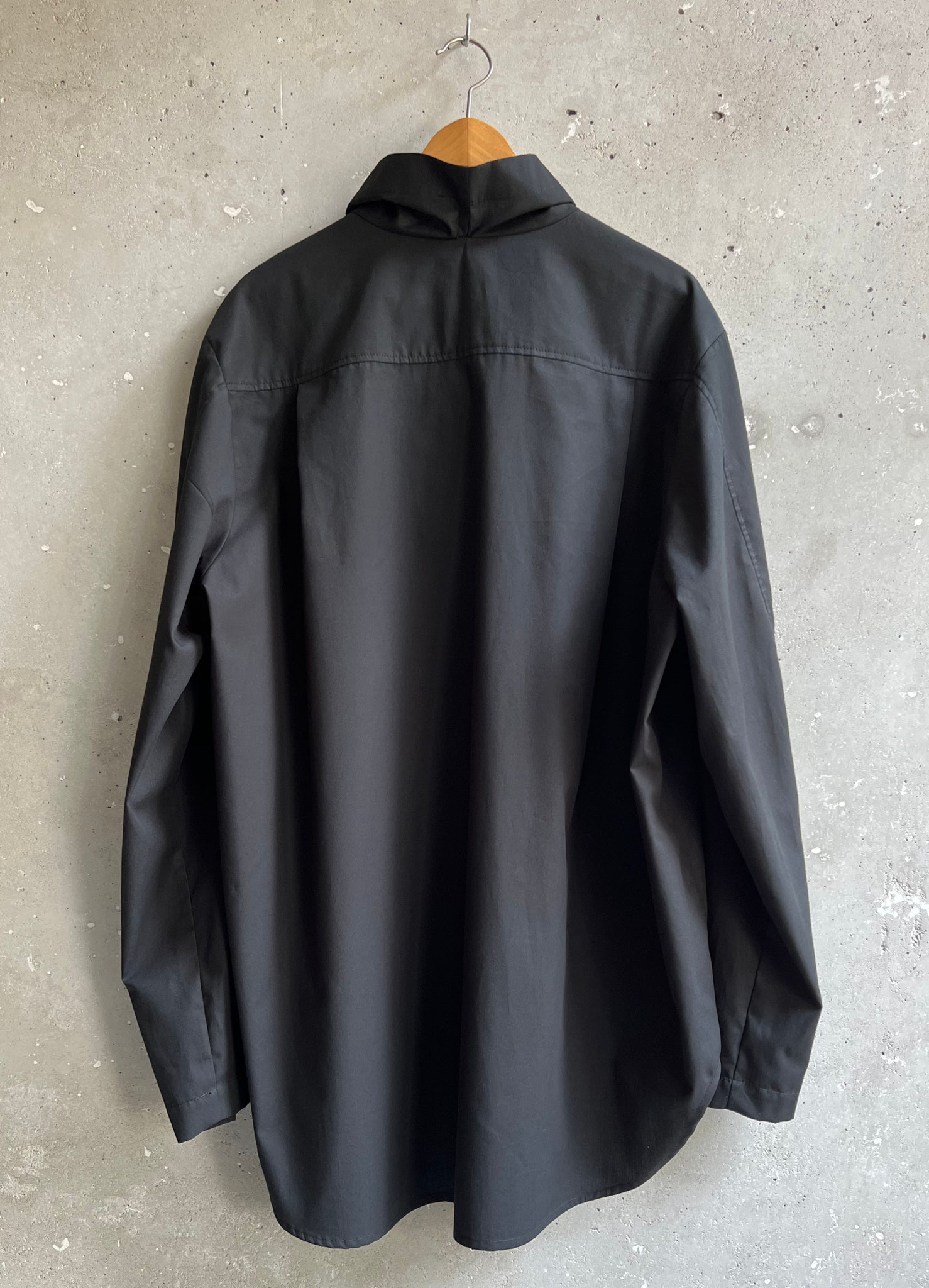 Funnel neck smock black