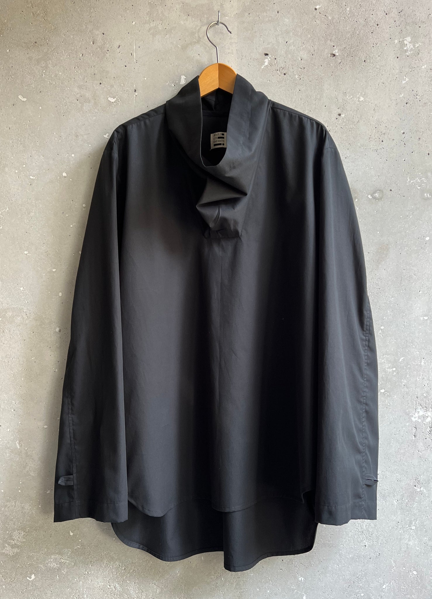 Funnel neck smock black