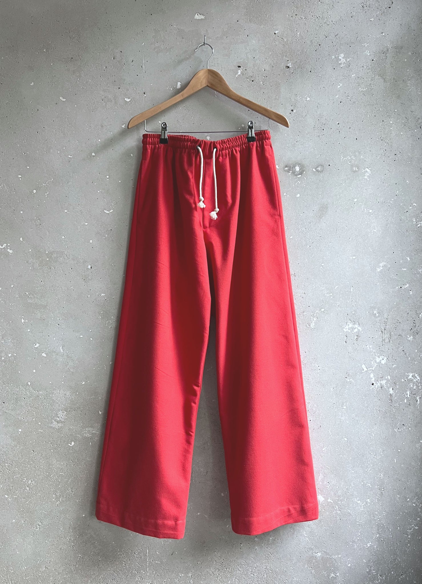 Soft Suit Grand pants sweet red