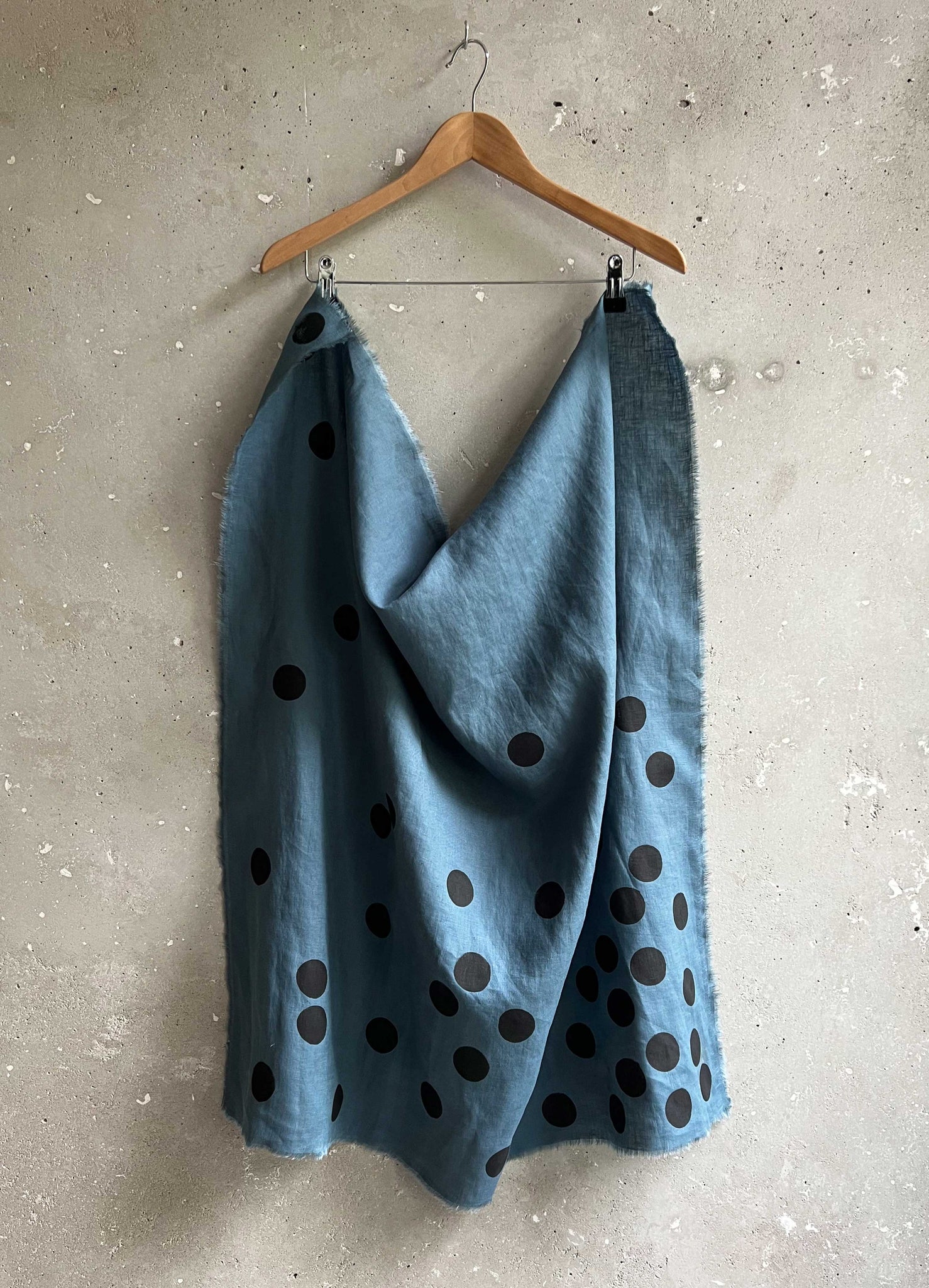 Odd Dot scarf steel blue