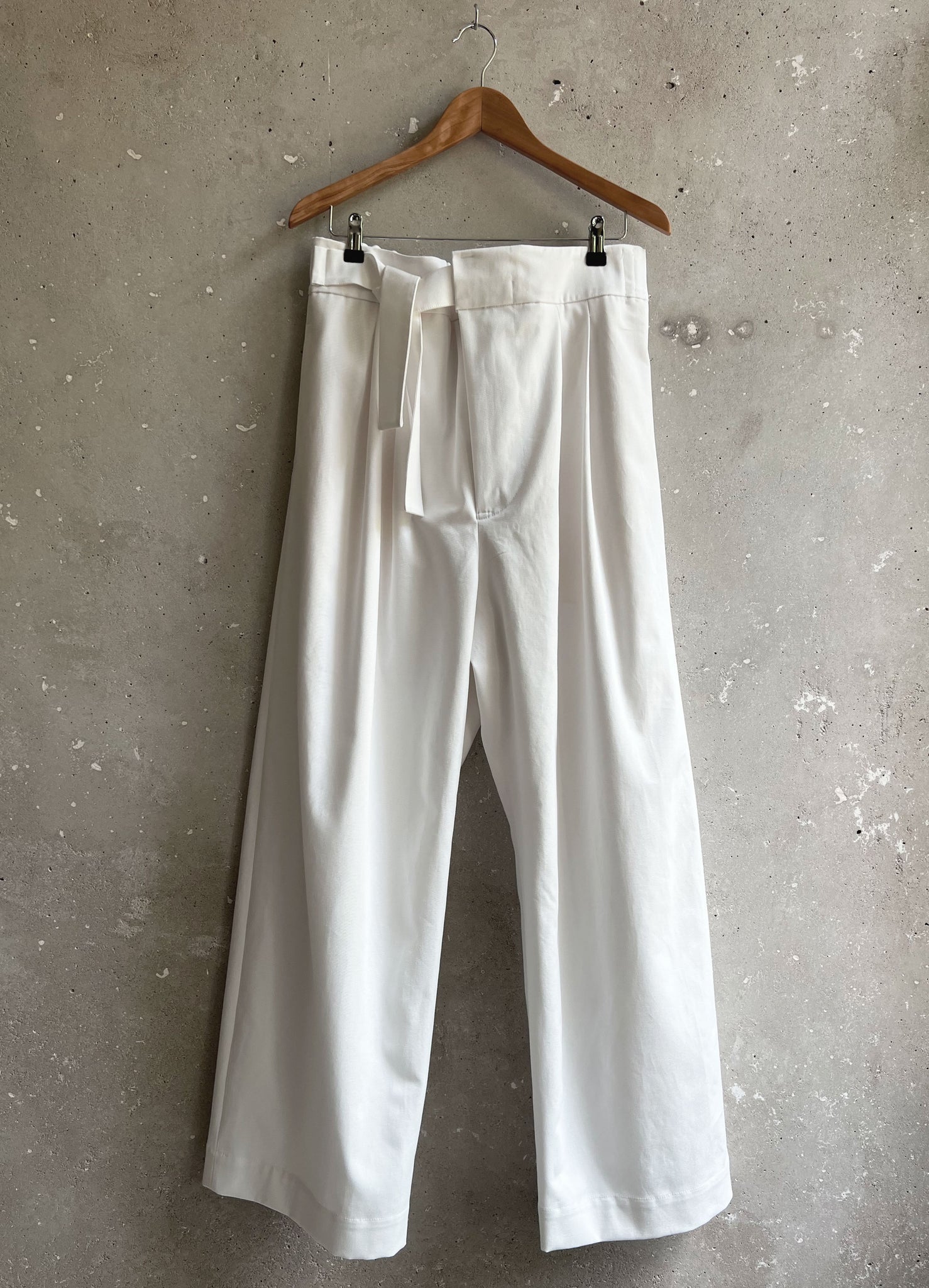 Paris trousers white