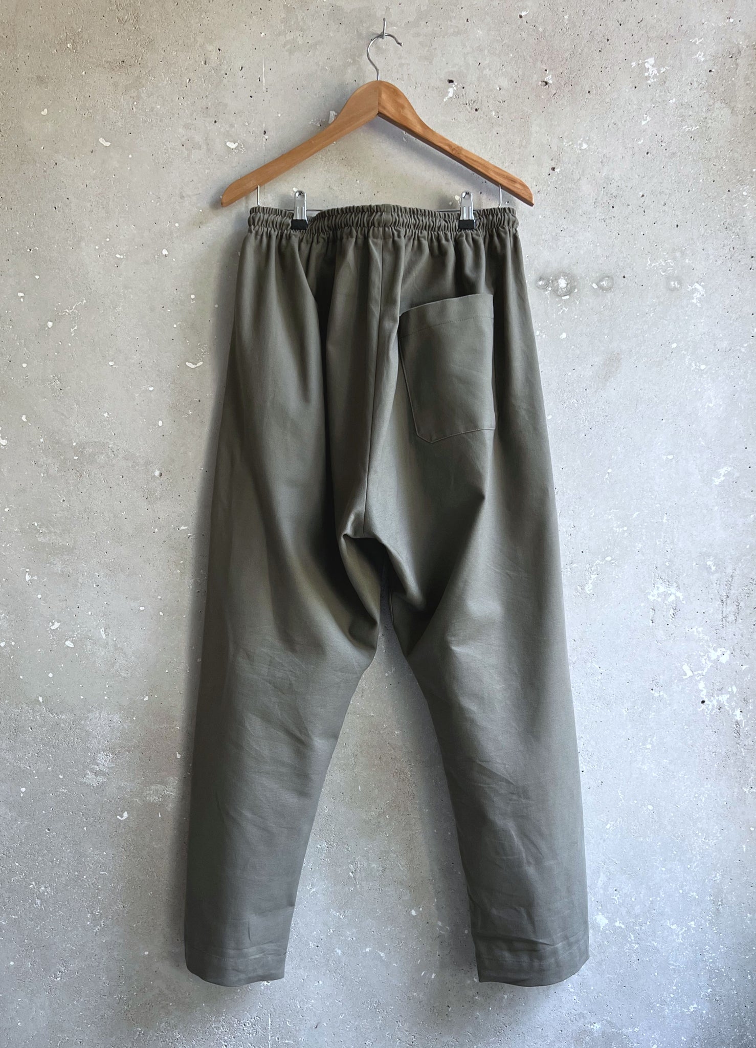 Soft Suit pants olive grey canvas