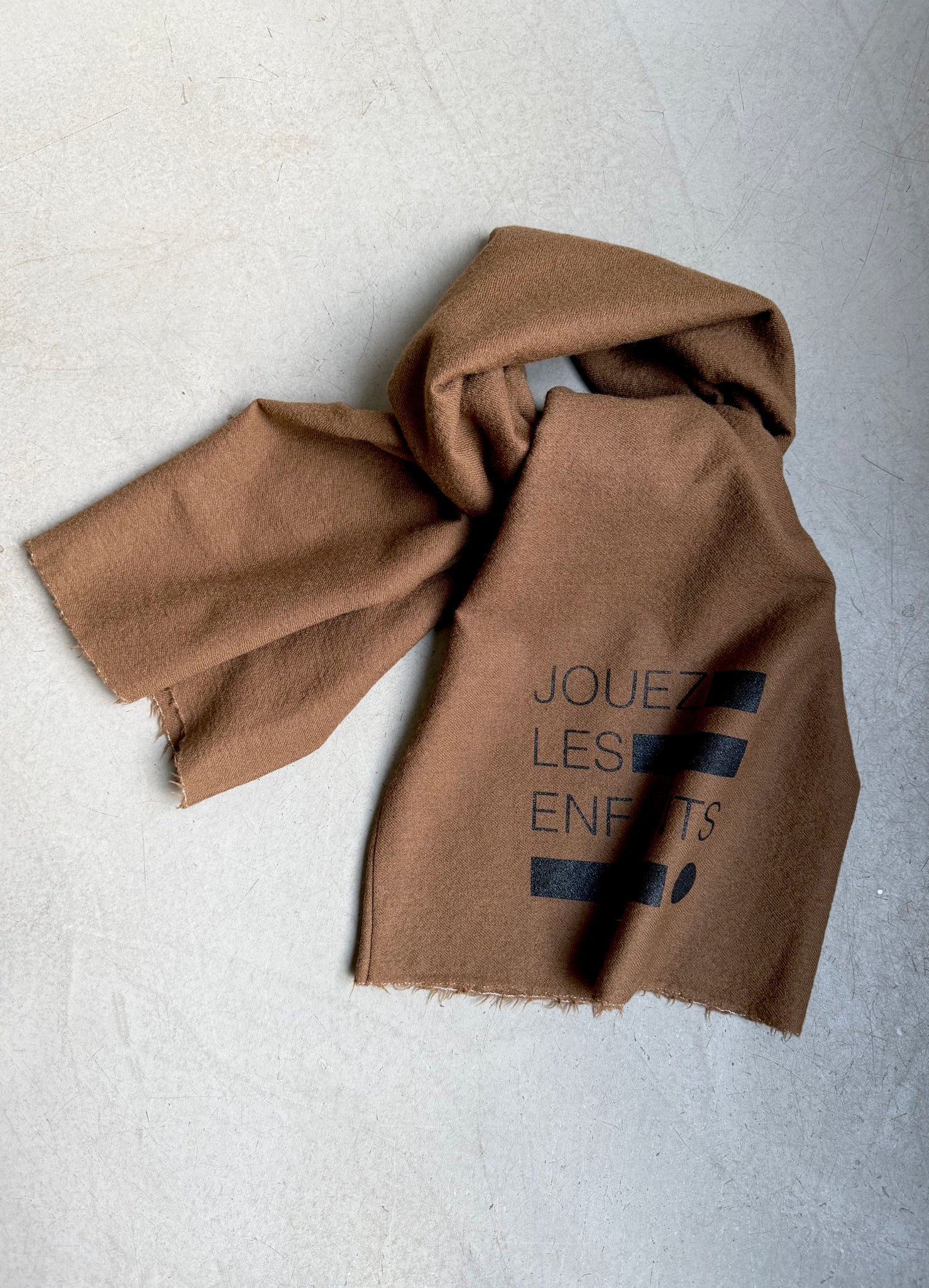 Soft wool scarf toffee brown